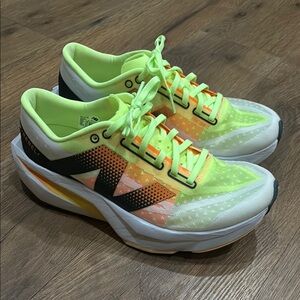 New Balance FuelCell Rebel v4